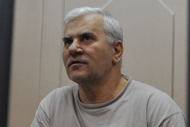 Планировавший сбить самолет бывший мэр потребовал комфорта в колонии «Черный дельфин»