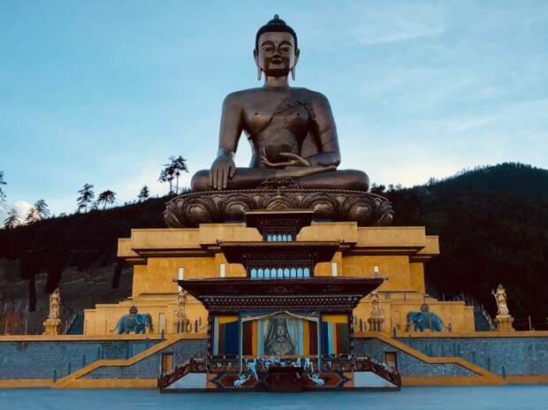 Официальной религией в королевстве является буддизм / Фото: reddit.com