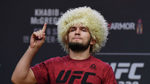 Хабиб Нурмагомедов: в UFC уговаривают меня возобновить карьеру 
