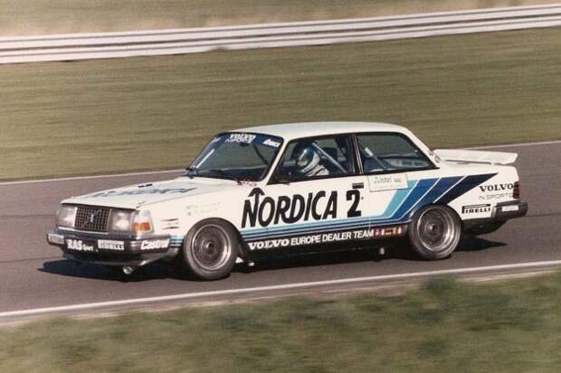 volvo-240-turbo-swedish-Revolution-in-motorsport-2021-proauto-01