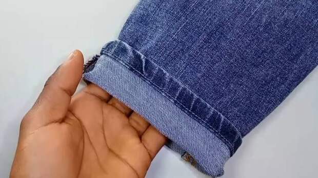 Укоротите джинсы без швейной машинки — простая техника шитья для новичков
