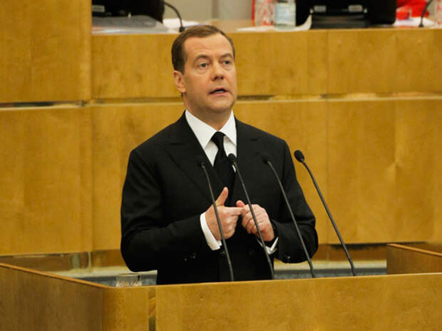 Отчет Медведева в Госдуме заставил вспомнить Марка Твена