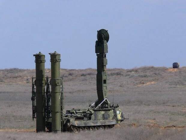 Зенитная ракетная система С-300В: против самолётов, крылатых и баллистических ракет