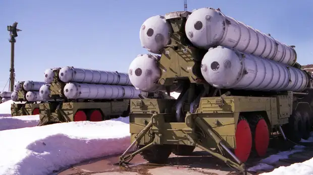 Расчёты ЗРК С-300 «Фаворит» уничтожили четыре самолёта условного противника на Урале