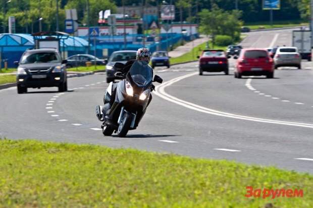 011_moto_0412_038