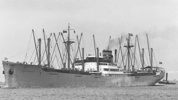 На маленьком плоту: как подводная война стимулировала разработку средств выживания