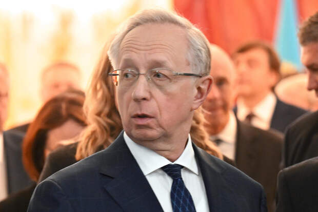 Участник переговоров по Украине высказался об ужесточении требований к Киеву