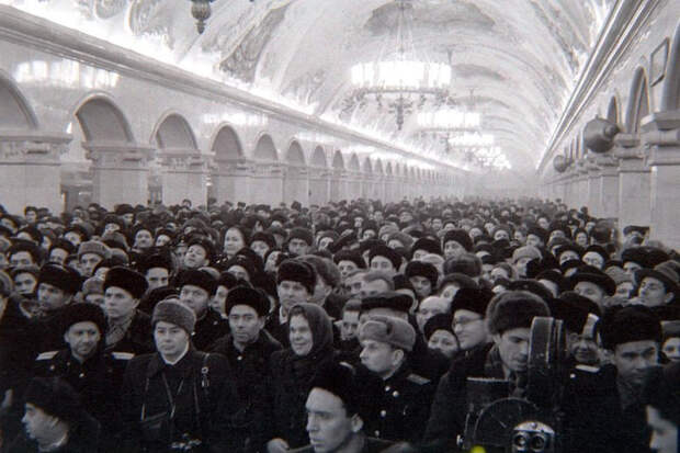 ozherele-podzemnyi-dvorczov-14
