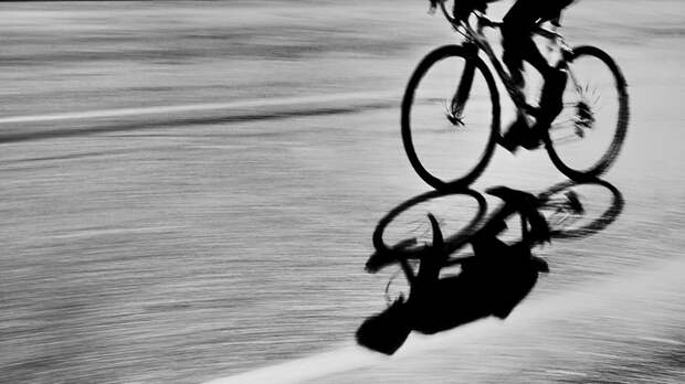 УДАРИЛ ЧЁРНЫЙ ВЕЛОСИПЕДИСТ: НОВОЕ СЛОВО ДЛЯ РУССКИХ СПЕЦСЛУЖБ СКАЗАНО