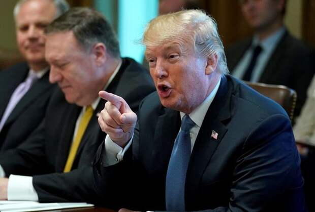 Трамп пригрозил 20-процентными пошлинами на автомобили из ЕС