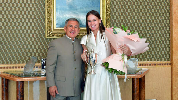 Раис Татарстана встретился с теннисисткой Вероникой Кудерметовой