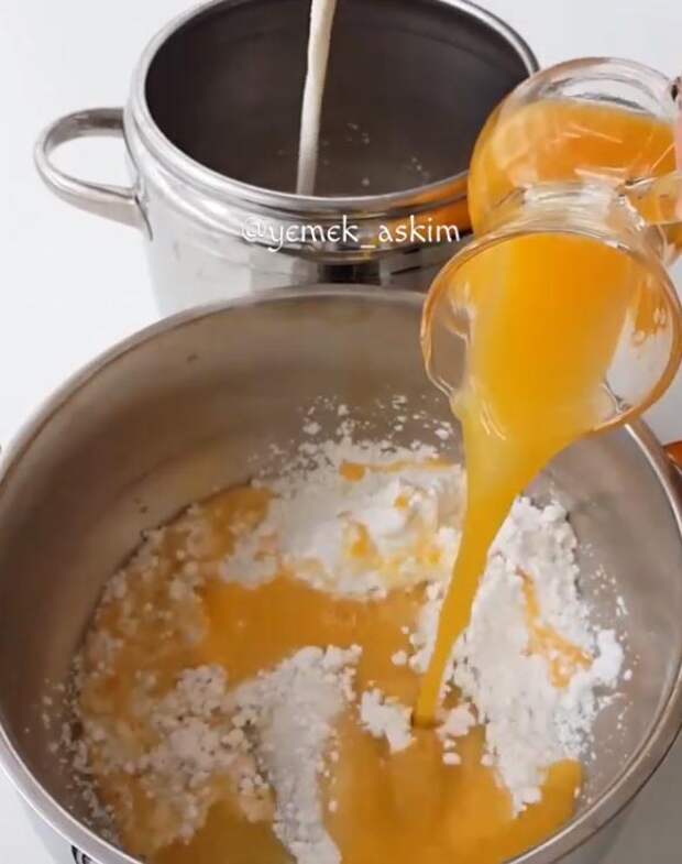 Тающий во рту десерт «Яйцо страуса»: удивительно легко приготовить