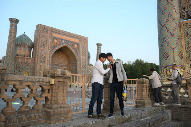 Блогерша описала Узбекистан словами «много чего напоминает о России»