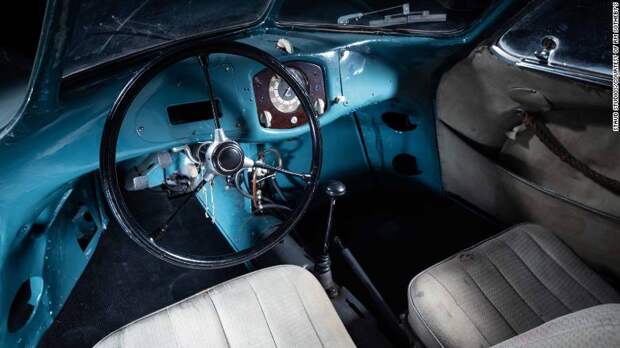 На аукцион выставят самый дорогой в мире Porsche, выпущенный в 1939 году