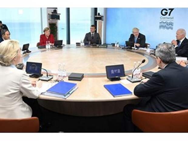 Россия отказалась от возвращения в «элитный клуб» Запада