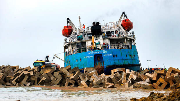 Росприроднадзор обвинил в бездействии собственника затонувшей «Волгонефти-212»