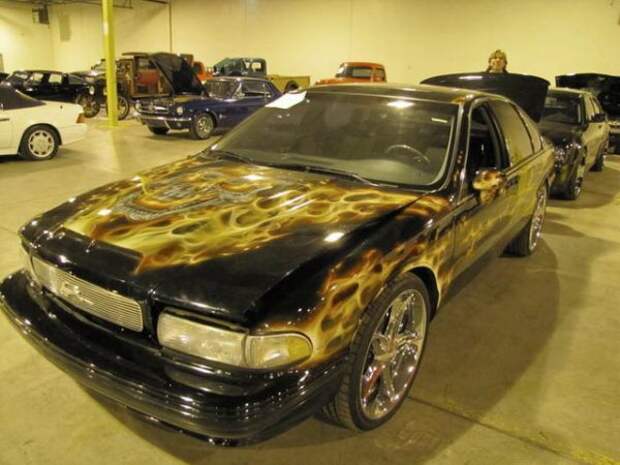 Конфисковали гараж на 10 млн. долларов (21 фото) Конфисковали гараж на 10 млн. долларов (21 фото)