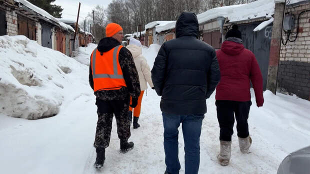 Более 300 человек участвуют в поисках девочки, пропавшей в Смоленске