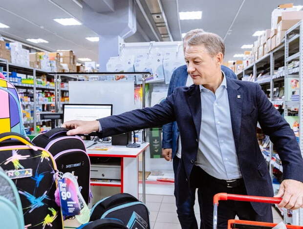 Председатель Рязанской областной Думы Аркадий Фомин принял участие в акции «Собери ребенка в школу»
