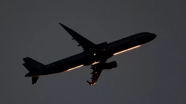 Франция закрывает воздушное пространство для российских авиакомпаний