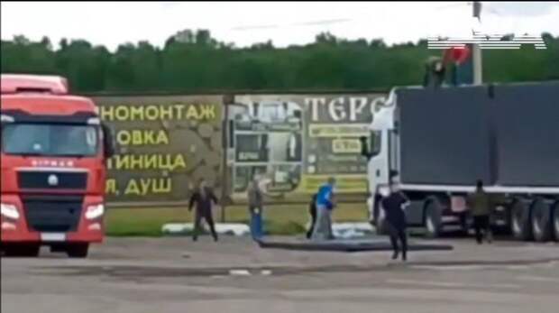 Водители фур с дронами рассказали, как грузили груз в Челябинске