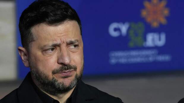 Трамп нанес удар Зеленскому под дых. Украина в полушаге от края бездны