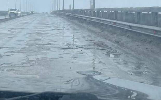 Мэр Рязани рассказал, когда на дорогах восстановят стаявший со снегом асфальт