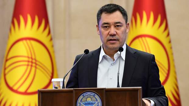 Жапаров подписал новую редакцию Конституции Киргизии