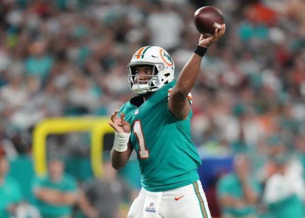 tua-tagovailoa-enjoying-suppor-getting-tyreek-hill