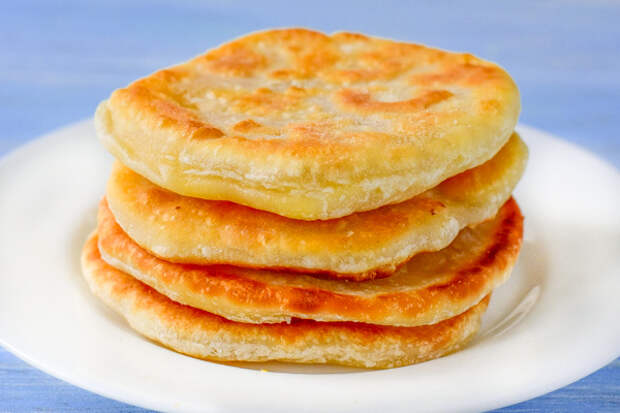 Лепешки с сыром на сковороде Лепешки, Сырные, Видео, Рецепт, Кулинария, Еда, Видео рецепт