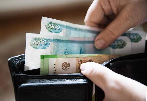 В России ужесточили порядок получения пособий иностранцами