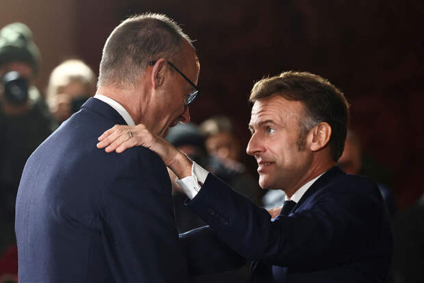 Макрон на фоне публикаций в СМИ заявил о дружеских отношениях с Мерцем