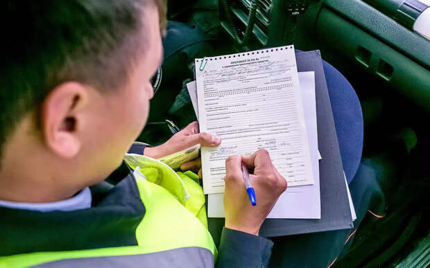 Что будет, если долго не платить штраф — разбираем все стадии