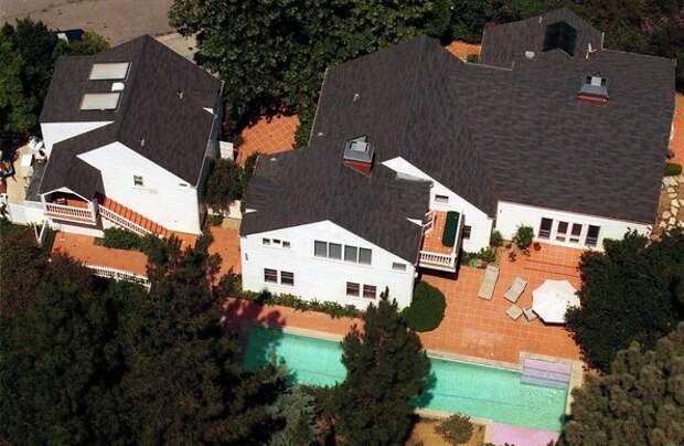 Mike Myers' $2.4 million house in Beverly Hills, CA.