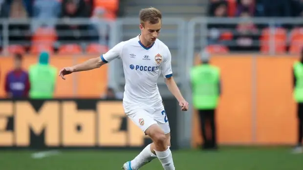 СМИ: ЦСКА подписал новый контракт с Кучаевым