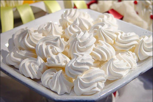 Вкусное и воздушное безе в микроволновке за 3 минуты
