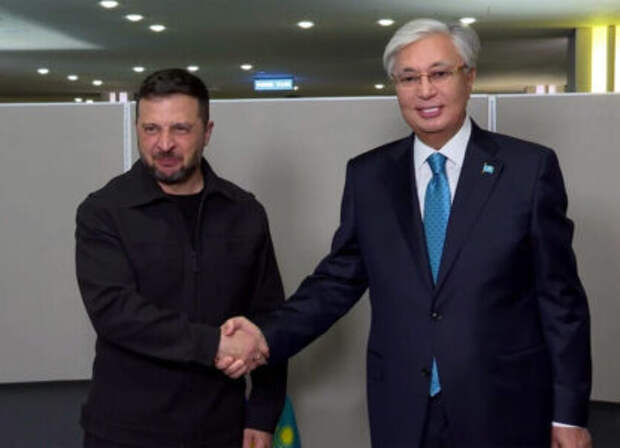 Стиснув зубы: Казахстан терпит убытки от ударов беспилотников ВСУ и молчит