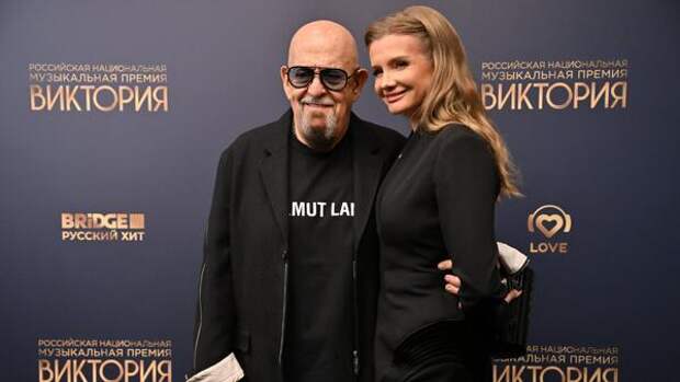 Шуфутинский сравнил пение SHAMAN с фаршированной рыбой