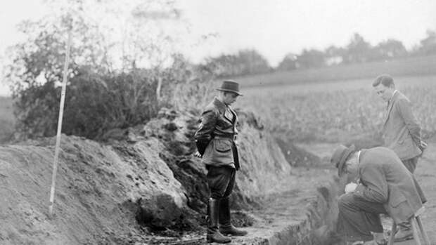 Герберт Янкун на розкопках в Хедебю. Фото с сайта https://bastion.tv/sho-shukali-arheologi-fyurera-v-ukrayini_n25208