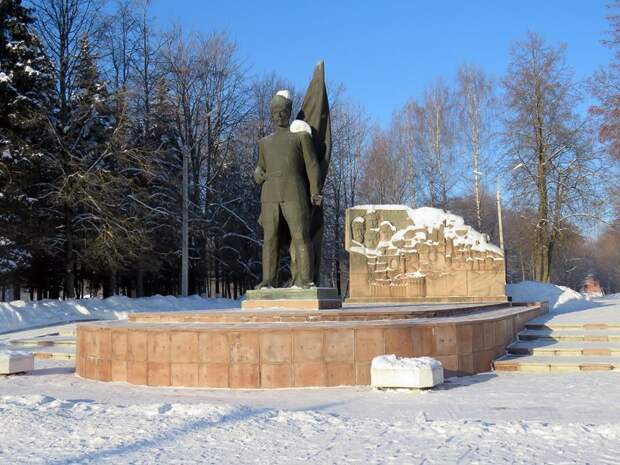 Гагарин. Часть 1: Гжатск путешествия, факты, фото