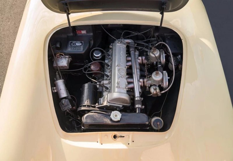Lotus Elite — Первый цивильный Lotus