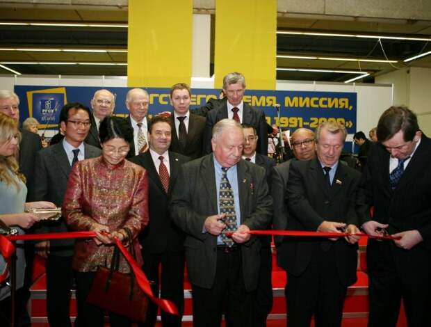 Starcraft 1 миссия 10 карта. Выполняй задания монстров. Миссия нашей компании. Подвиги игоря задорожного. Старкрафт 2 миссия зачистка города зомби.