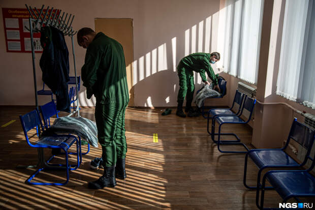 В Красноярске пришла повестка 44-летнему ефрейтору