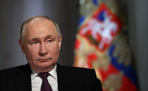 Путин проведет совещание с кабмином по видеосвязи из Петербурга