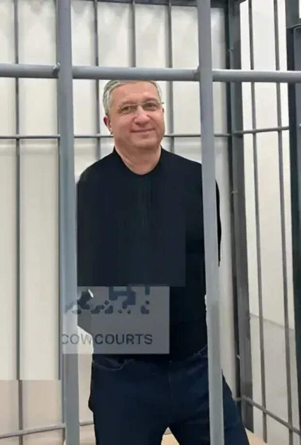 Тимур Иванов