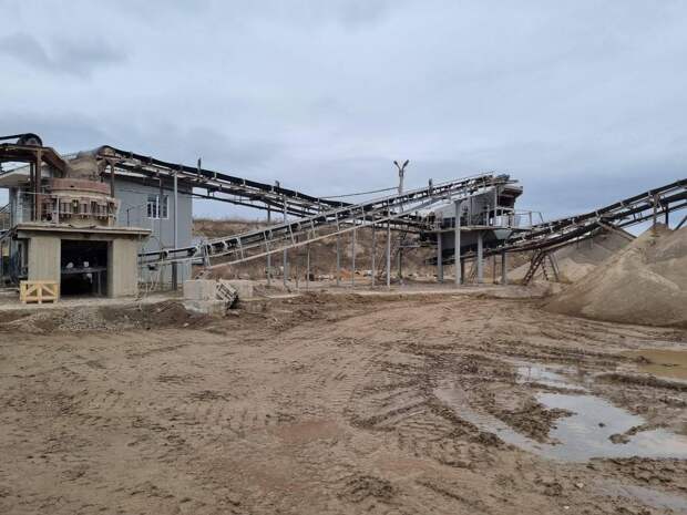 Директора коммерческой компании подозревают в краже песка под Красноярском