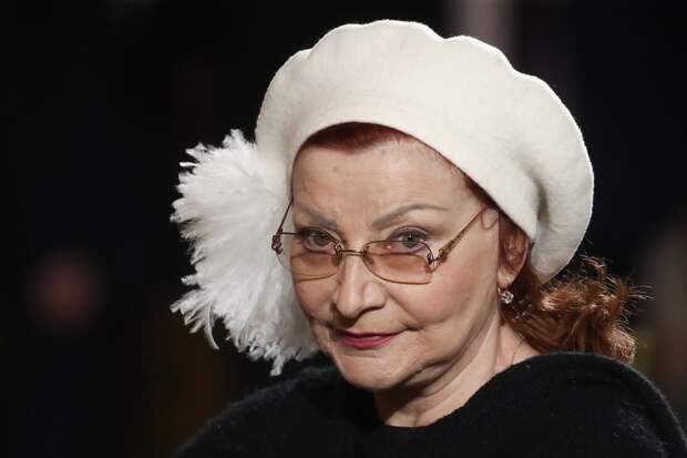 Елене Степаненко приписывают роман с новым администратором