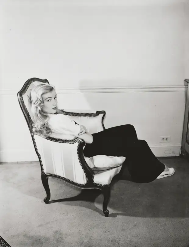 Feet Over Forty Veronica Feet Over Forty Veronica