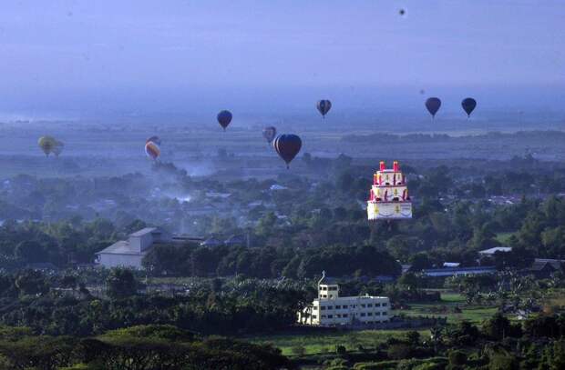 BalloonFestivals18 Самые зрелищные фестивали воздушных шаров