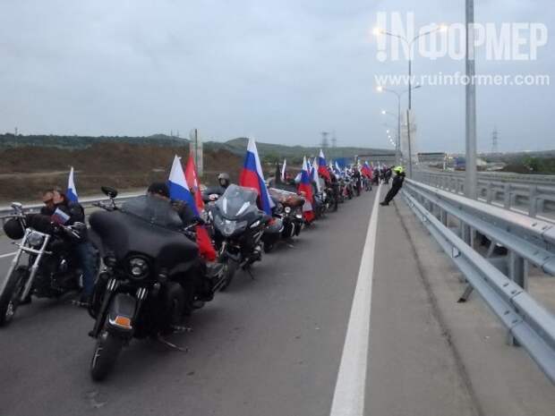 Эксклюзивные кадры запуска автомобильного движения на Крымском мосту